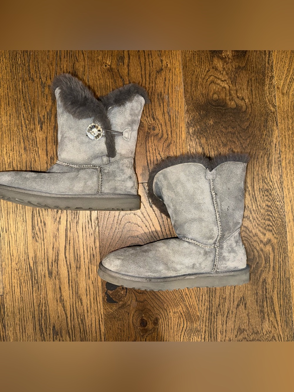 UGG Women’s Bailey Button Bling Boots in Gray Size 8